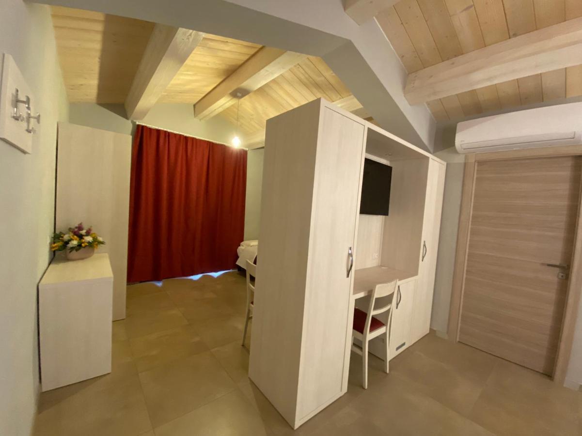 Il Villino Agriturismo B&B Belforte del Chienti Extérieur photo