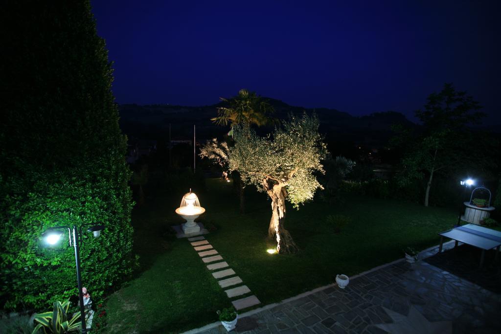 Il Villino Agriturismo B&B Belforte del Chienti Extérieur photo